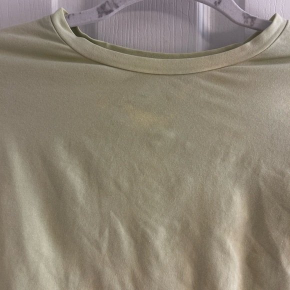 Tna Aritzia Ortiz tee!! - Picture 2 of 4